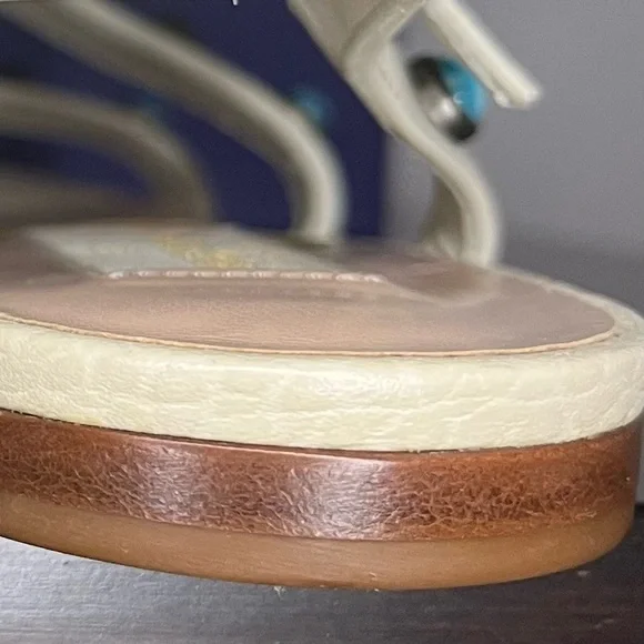 Valentino Garavani Rockstud Leather Casual Sandal with Cabochon Stones - Picture 9 of 9